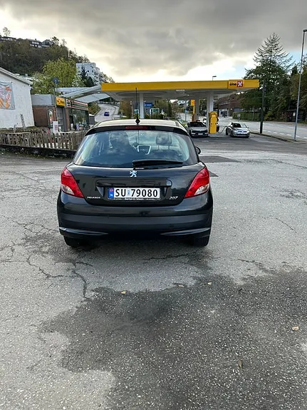 Peugeot 207 2009 photo 4