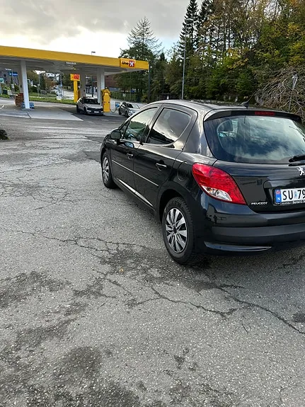 Peugeot 207 2009 photo 5