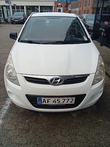 Hyundai I20 2009 photo 2