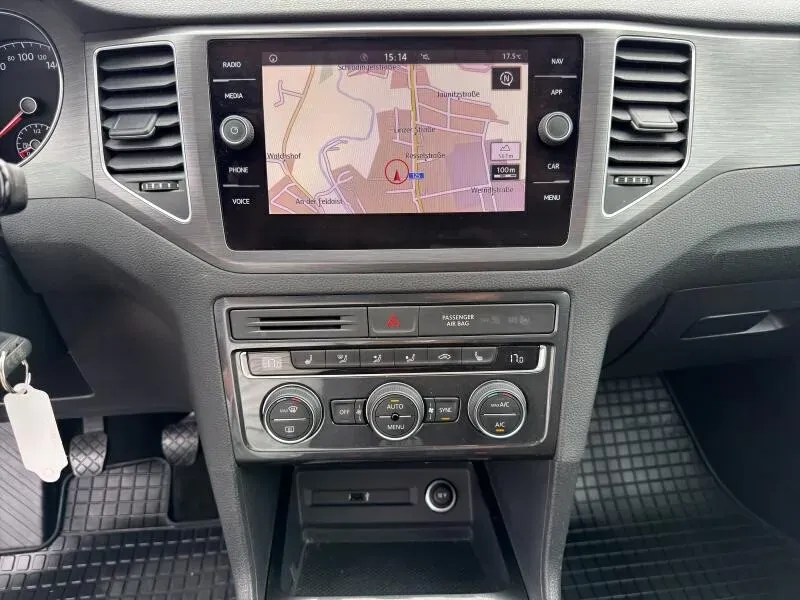 Volkswagen Golf 2019 photo 3
