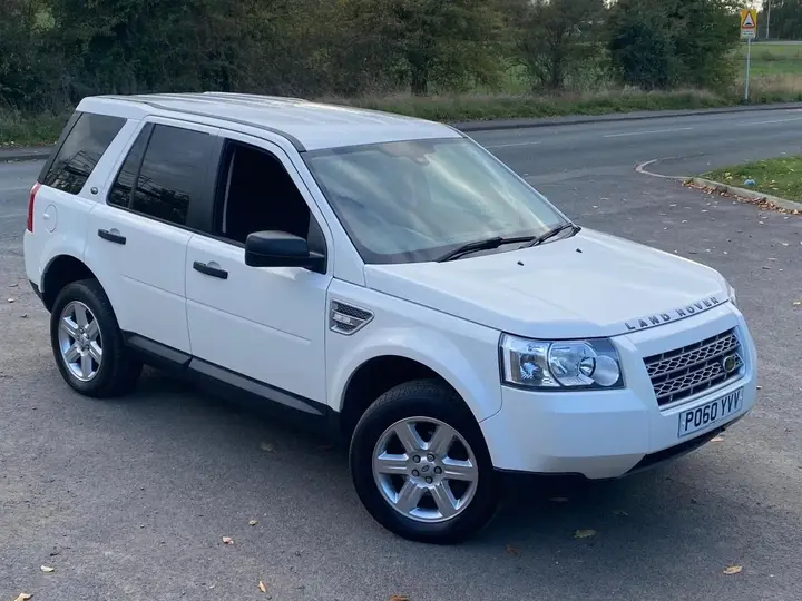 Land Rover Freelander 2 2010 photo 3