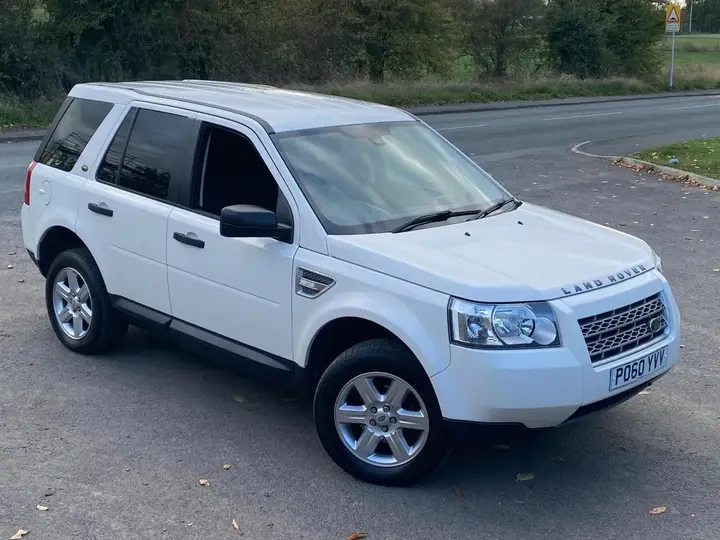 Land Rover Freelander 2 2010 photo 4