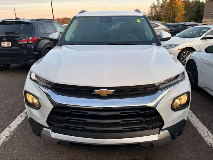 Chevrolet Trailblazer 2021 photo 2