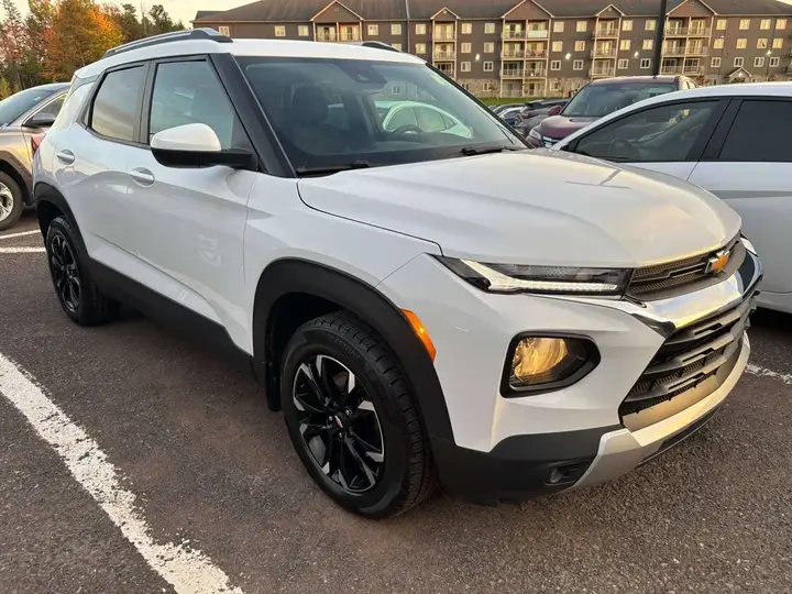 Chevrolet Trailblazer 2021 photo 3