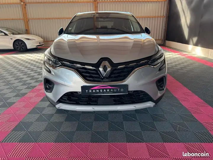 Renault Captur 2021 photo 2