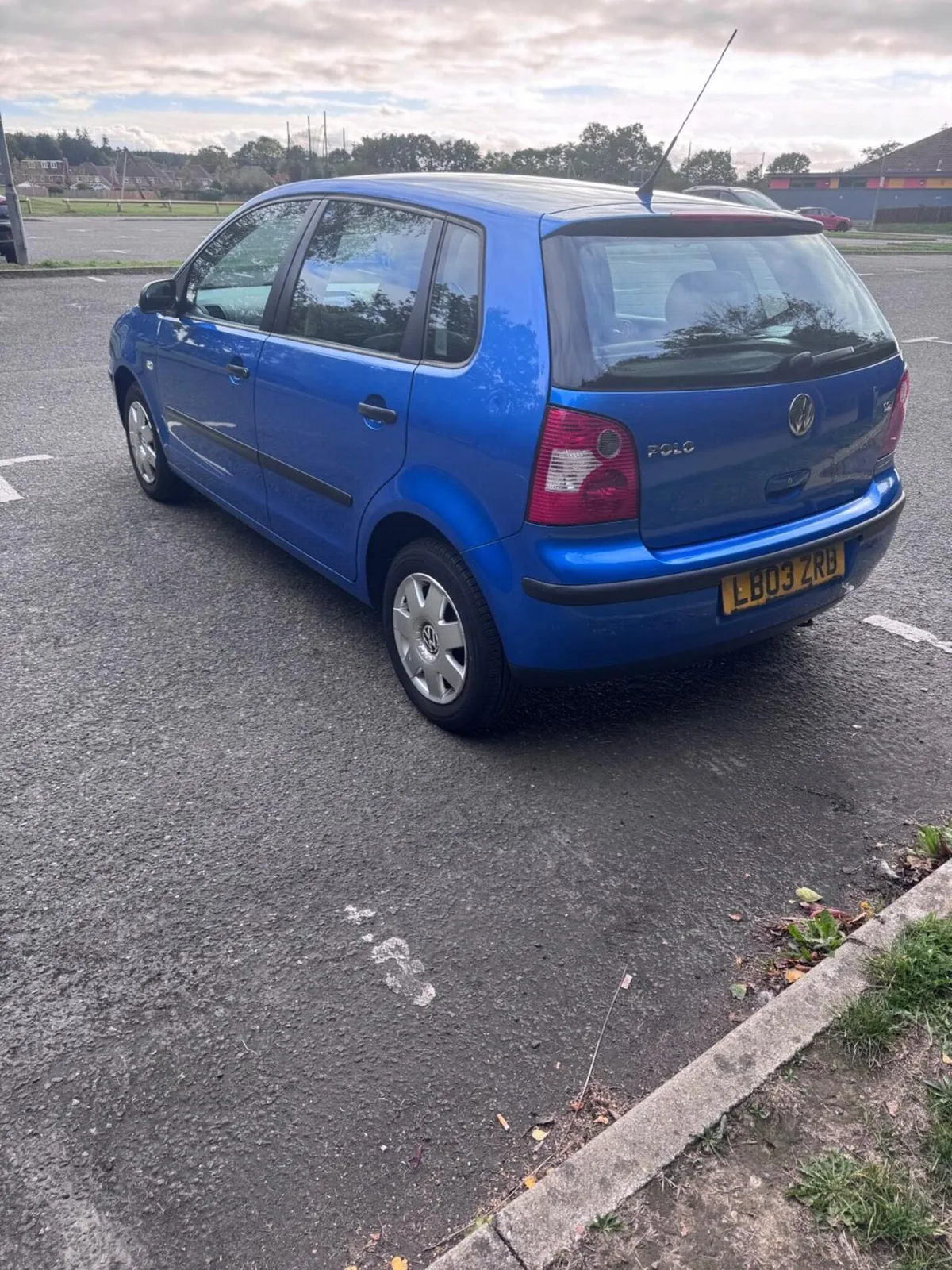 Volkswagen Polo 2003 photo 3