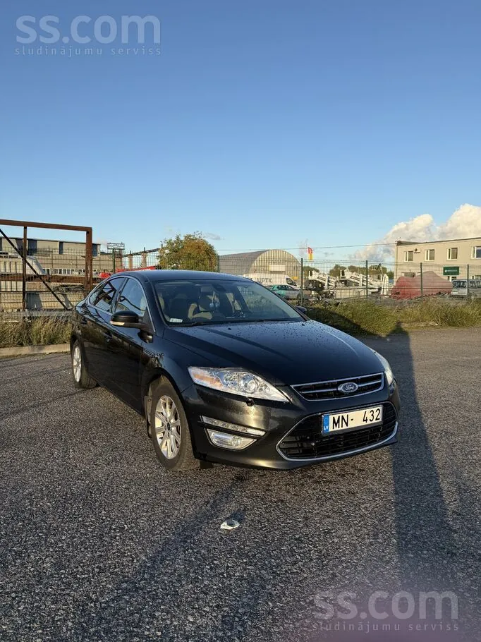 Ford Mondeo 2010 photo 2