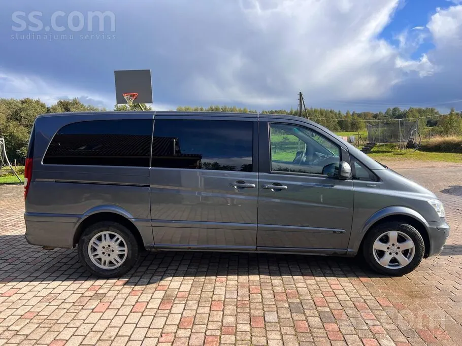Mercedes-Benz Viano 2012 photo 4