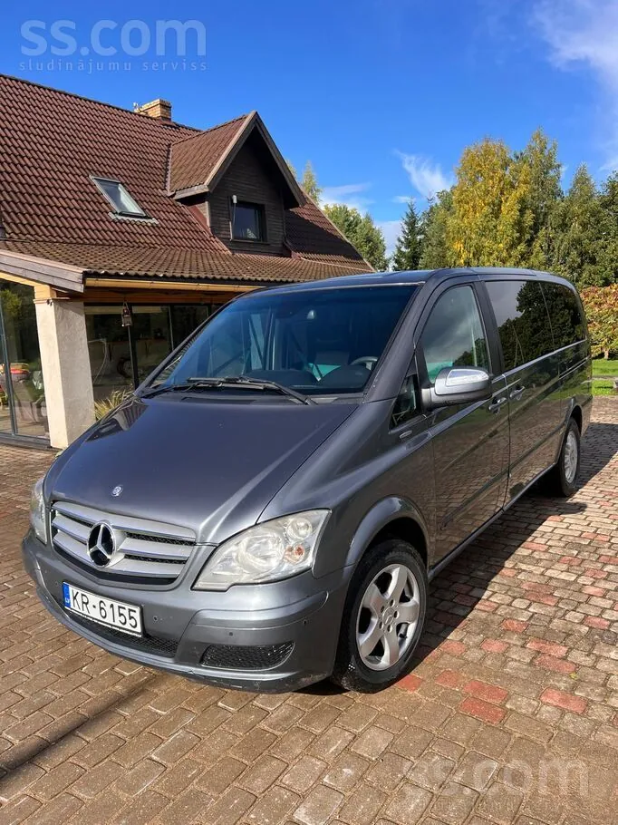 Mercedes-Benz Viano 2012 photo 3