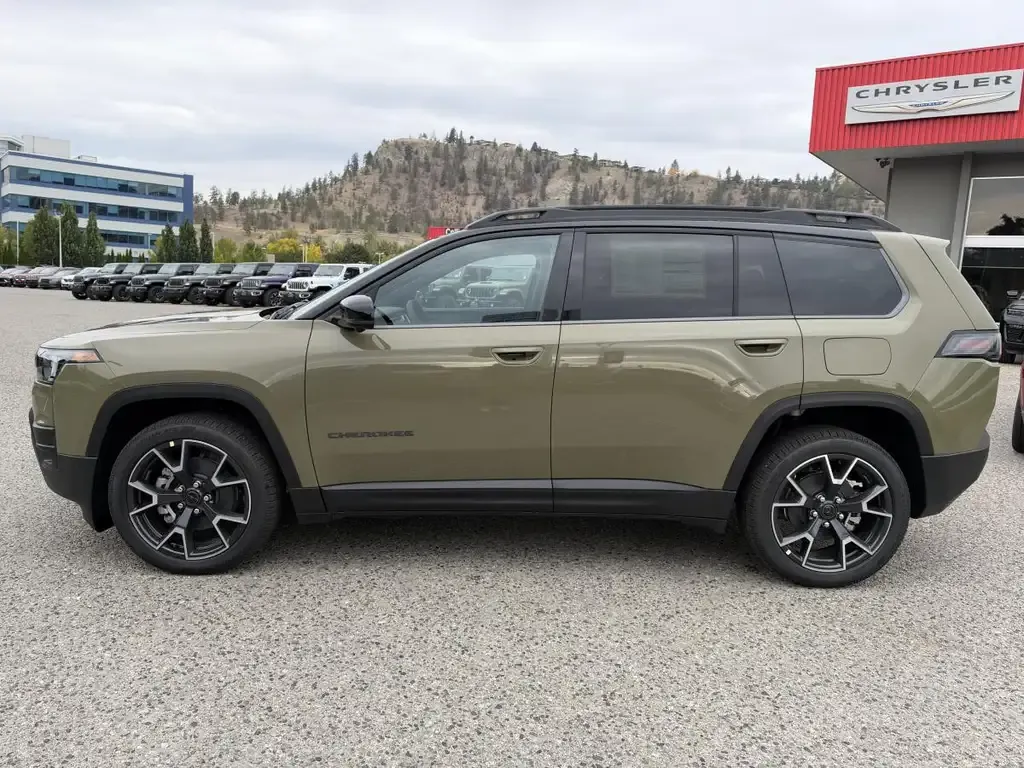 Jeep Cherokee 2026 photo 3