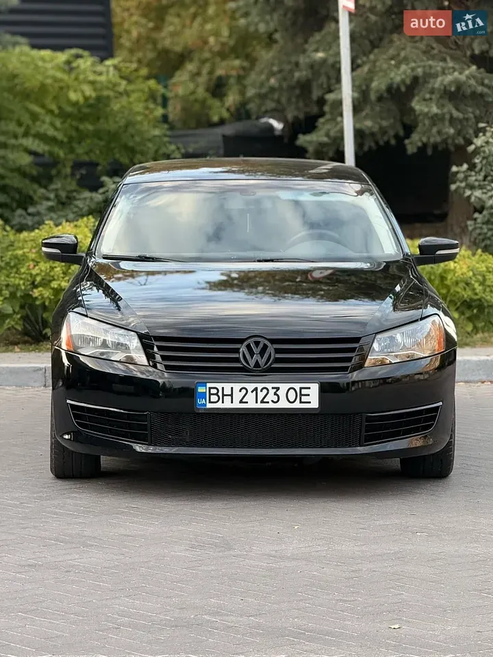 Volkswagen Passat 2012 photo 5