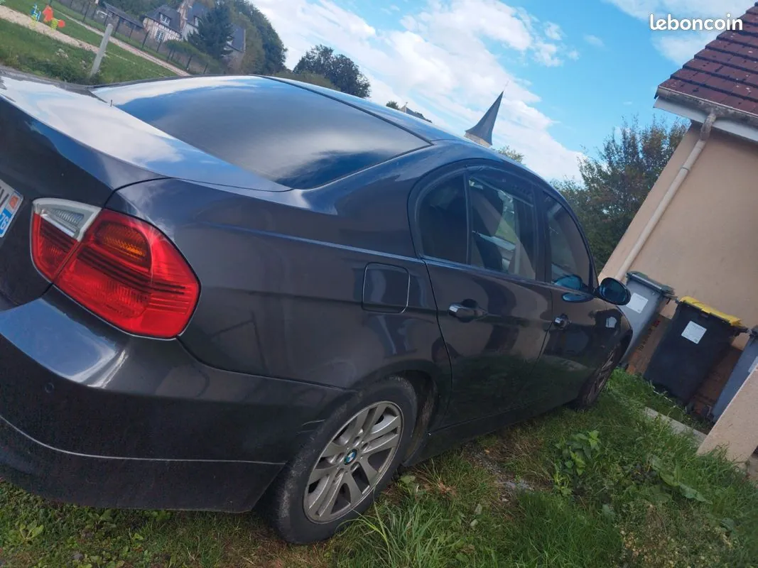 BMW 3 Series 2008 photo 2