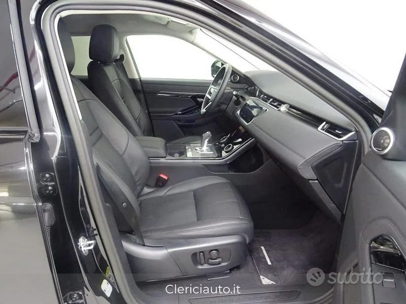 Land Rover Range Rover Evoque 2022 photo 3