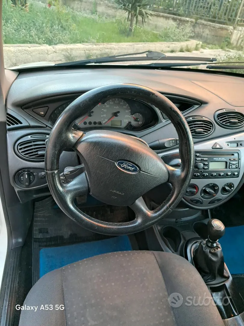 Ford Focus 2004 photo 5