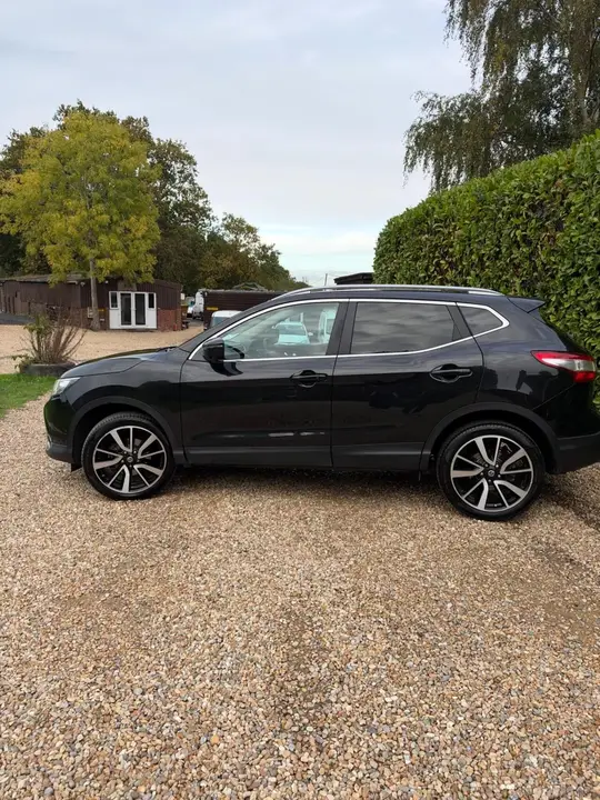 Nissan Qashqai 2015 photo 4