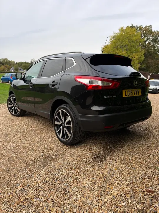 Nissan Qashqai 2015 photo 5