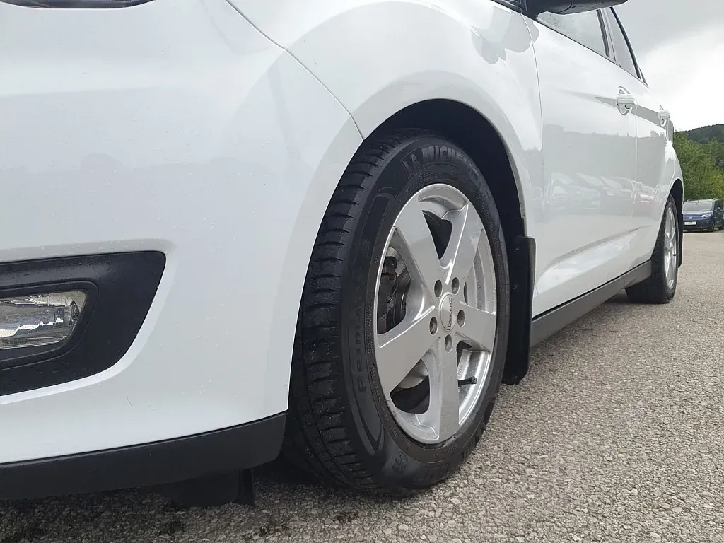 Ford C-Max 2017 photo 3
