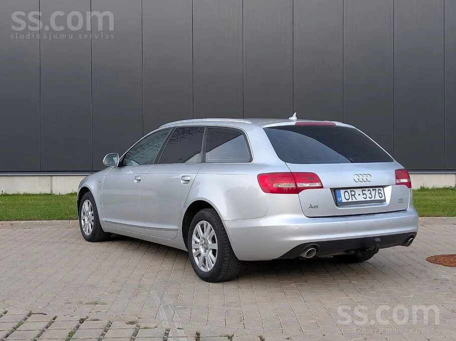 Audi A6 2010 photo 4