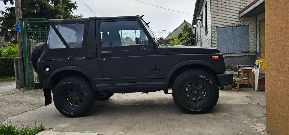 Suzuki Samurai 1986 photo 3