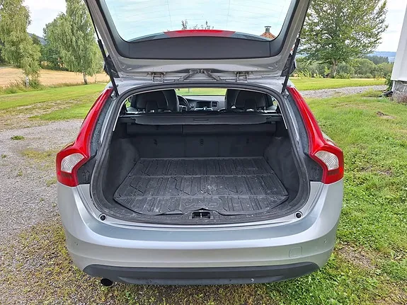 Volvo V60 2012 photo 4