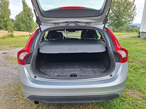 Volvo V60 2012 photo 5