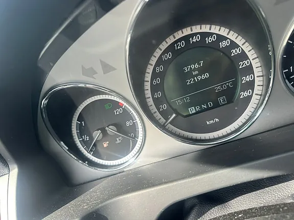 Mercedes-Benz C200 2011 photo 5