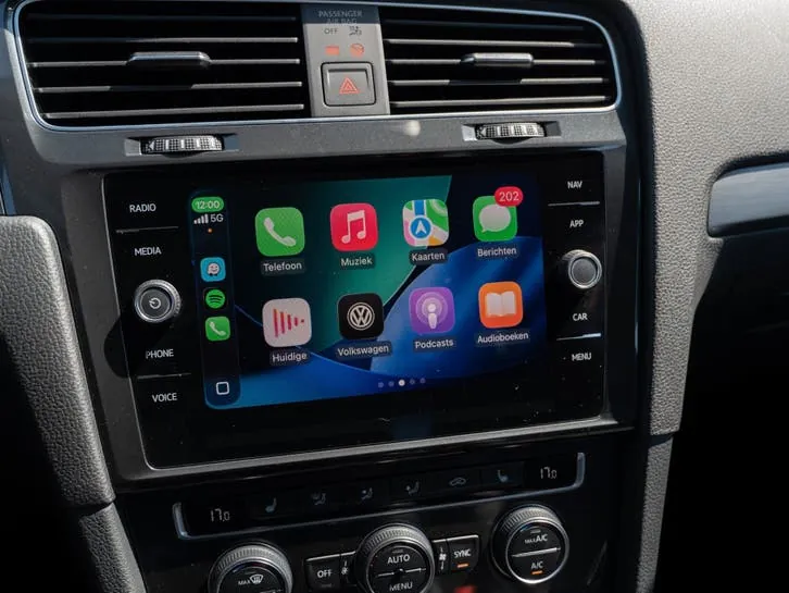 Volkswagen Golf Variant 2018 photo 3