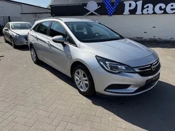 Opel Astra 2018 photo 2