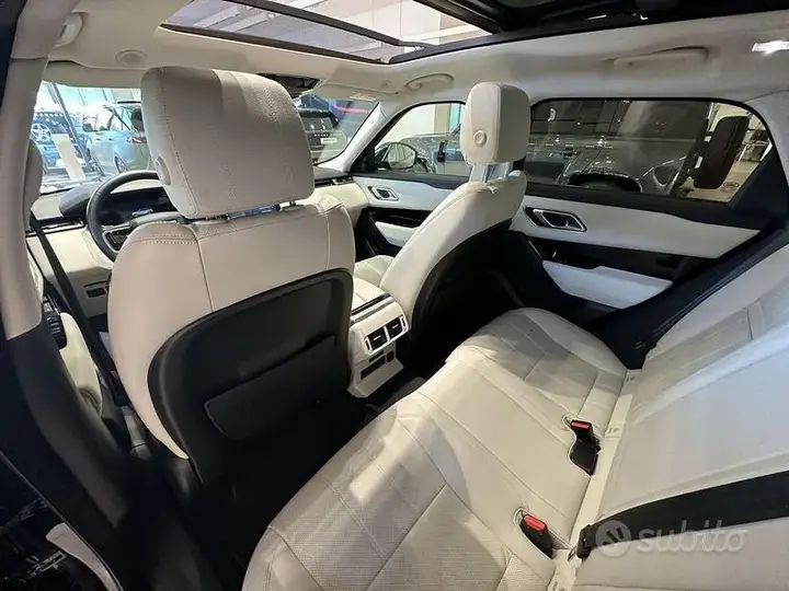 Land Rover Velar 2022 photo 5