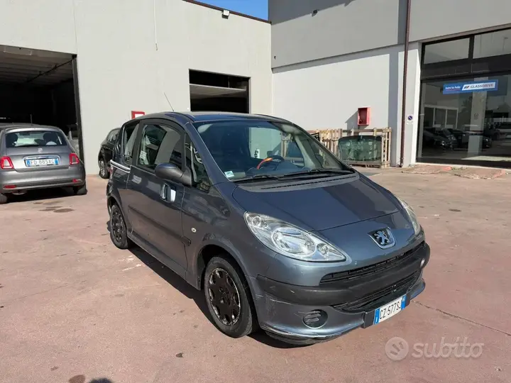 Peugeot 1007 2006 photo 3
