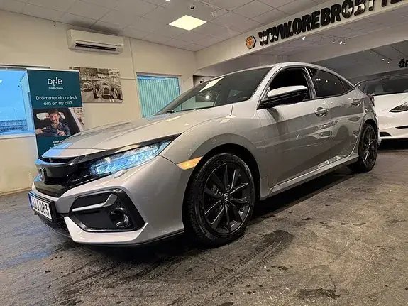 Honda Civic 2020 photo 2