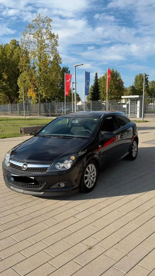 Opel Astra Gtc