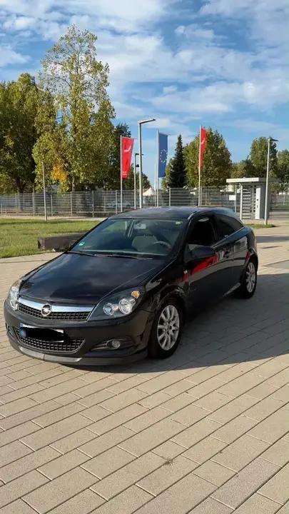 Opel Astra Gtc
