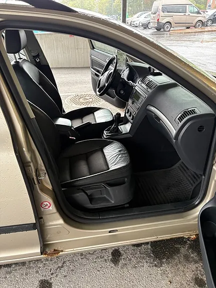 Skoda Octavia 2006 photo 4