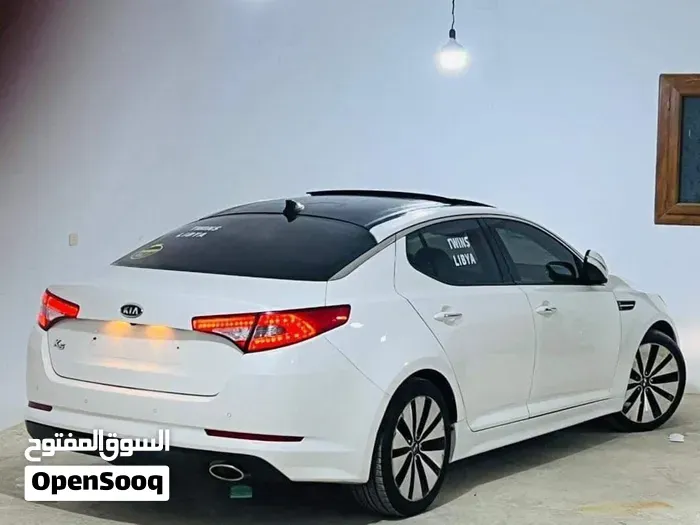 Kia K5 2012 photo 4