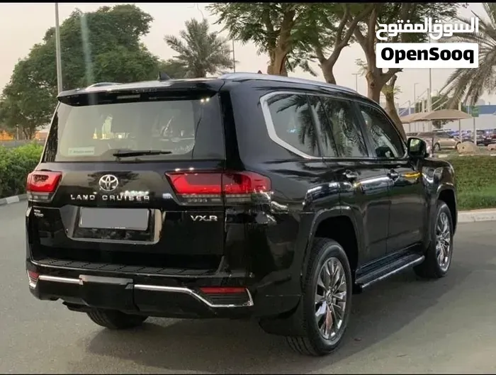 Toyota Land Cruiser 2023 photo 2
