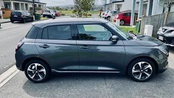Suzuki Swift 2025 photo 5
