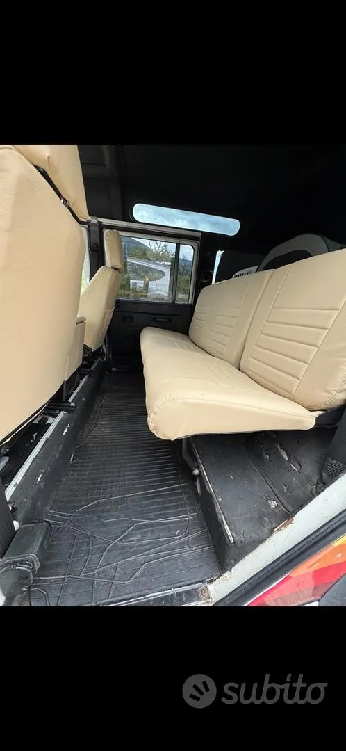 Land Rover Defender 2006 photo 4