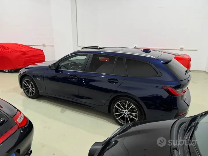 BMW 330E 2022 photo 5