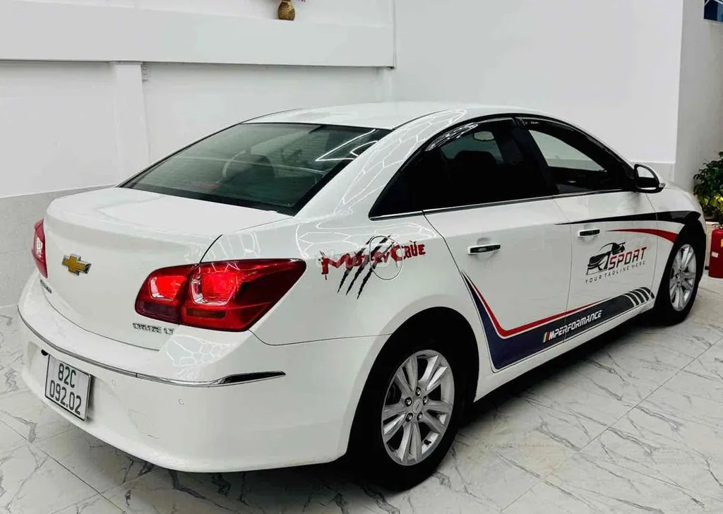 Chevrolet Cruze 2017 photo 3