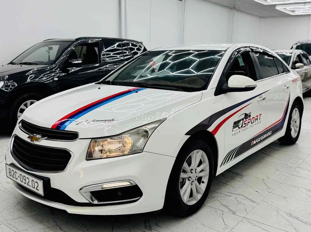 Chevrolet Cruze 2017 photo 2