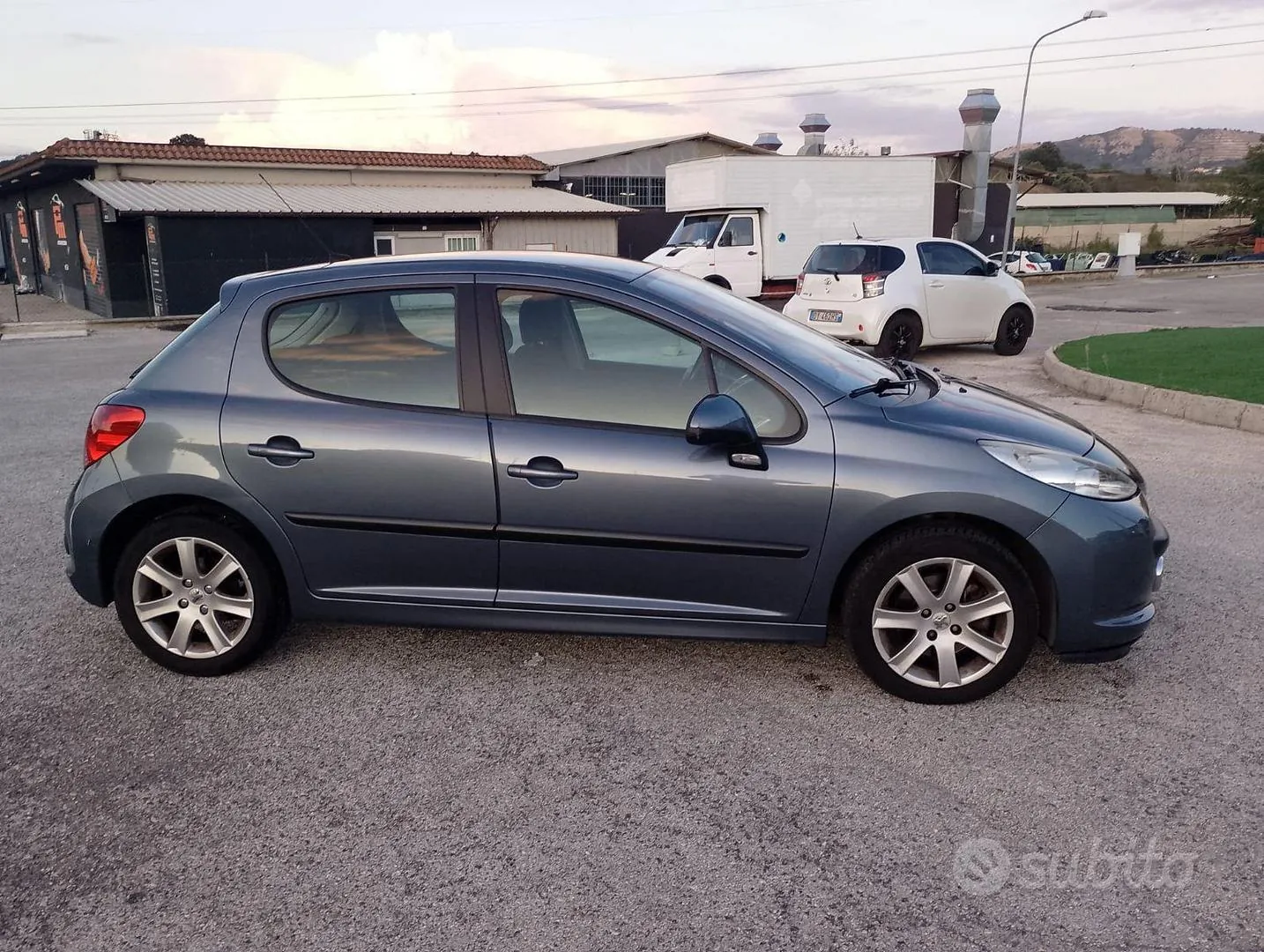 Peugeot 207 2007 photo 4