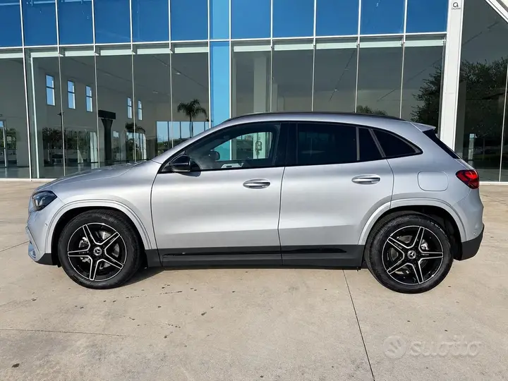 Mercedes-Benz Gla 2025 photo 2
