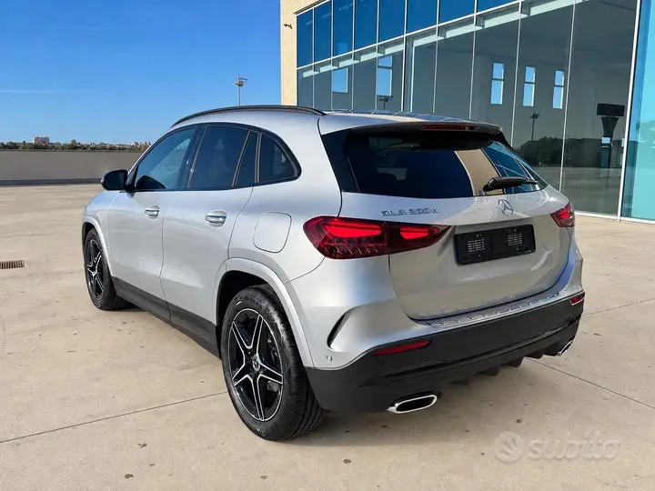 Mercedes-Benz Gla 2025 photo 3