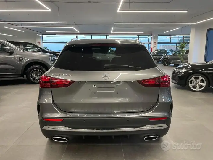 Mercedes-Benz Gla 2025 photo 5