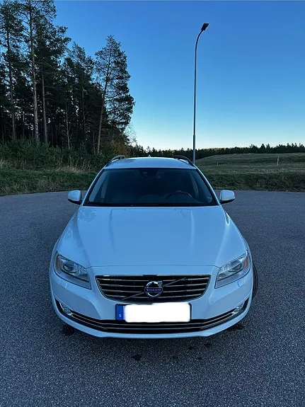 Volvo V70 2015 photo 2