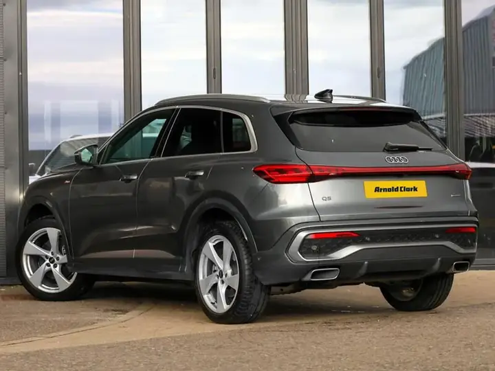 Audi Q5 2026 photo 2