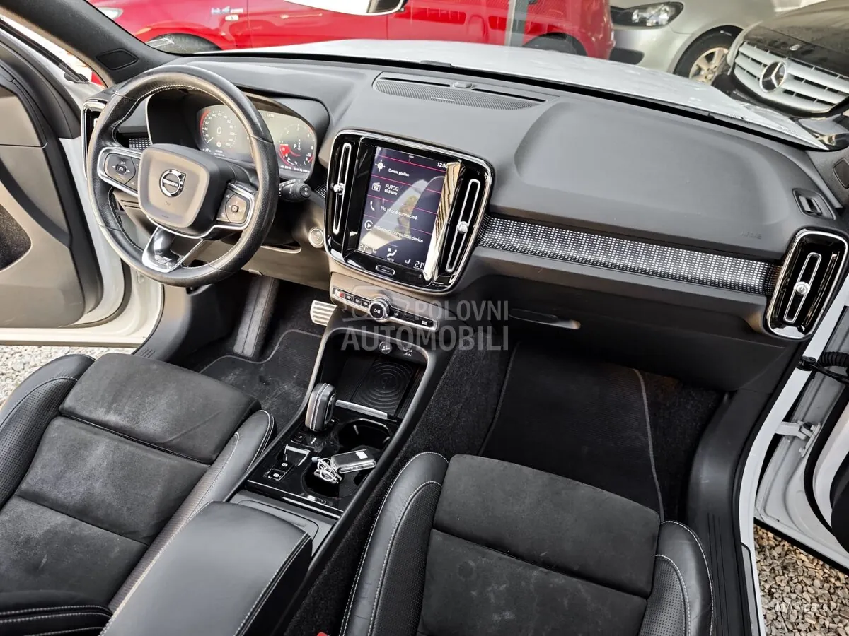Volvo Xc40 2019 photo 2