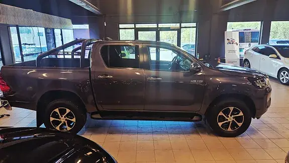 Toyota Hilux 2024 photo 4