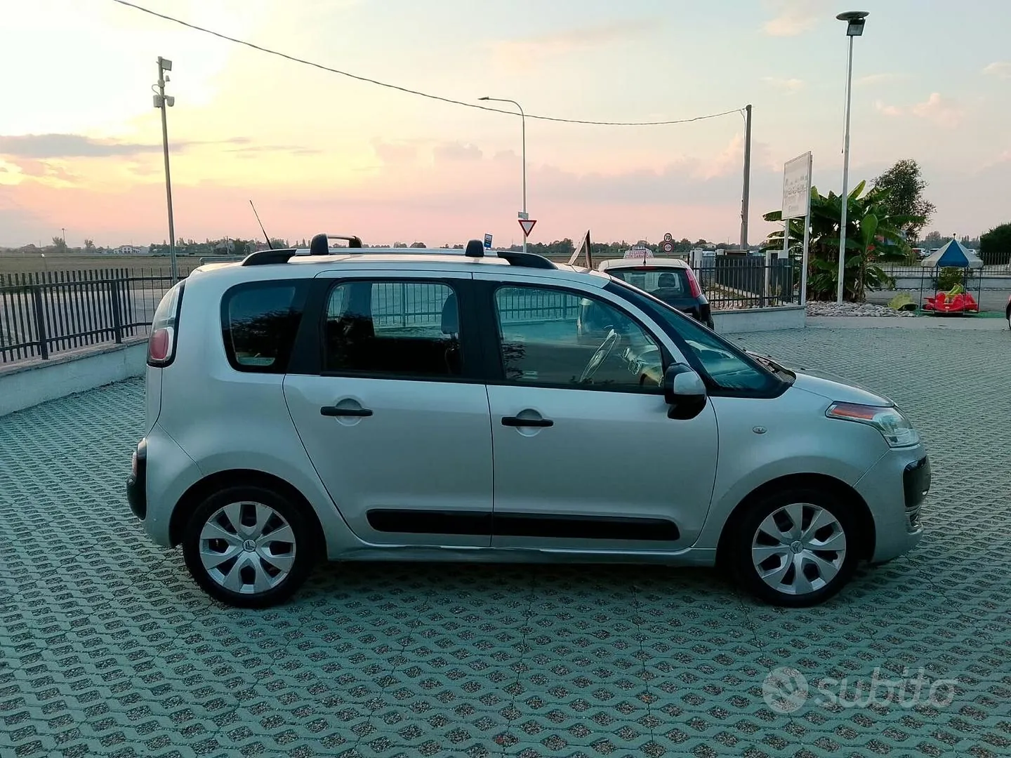 Citroen C3 Picasso 2010 photo 5